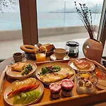 Aparthotel Beau Rivage 4*