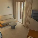 Ξενοδοχείο με διαμερίσματα Beau Rivage