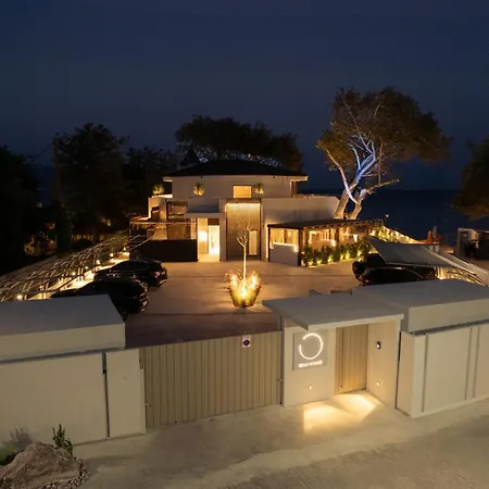 Beau Rivage Ξενοδοχείο με διαμερίσματα